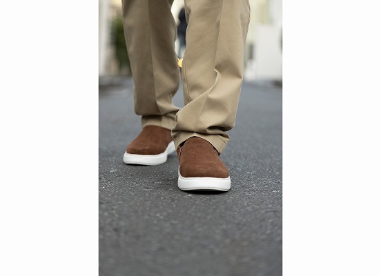BEACON LIGHT STEP SLIP ON 詳細画像 ブラウン スエード 9